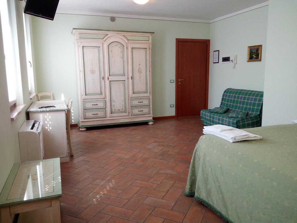 Penzion Bb Mambrotta San Martino Buon Albergo Exteriér fotografie