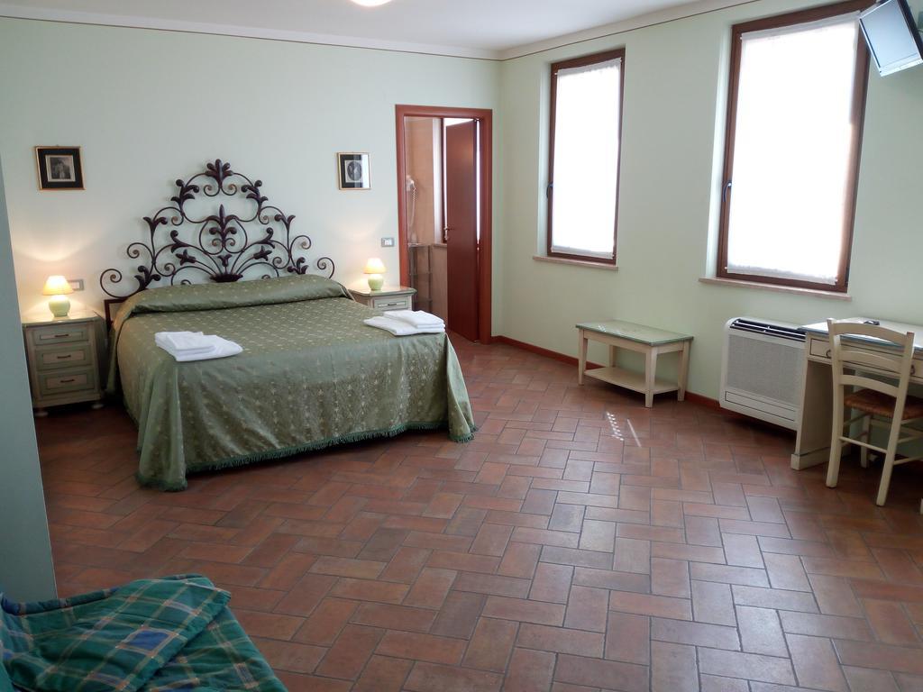 Penzion Bb Mambrotta San Martino Buon Albergo Exteriér fotografie
